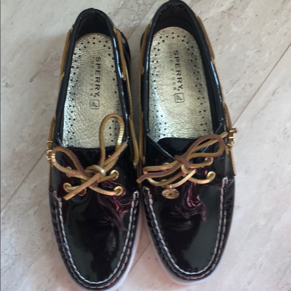 Sperry Boat Shoes - Picture 3 of 3